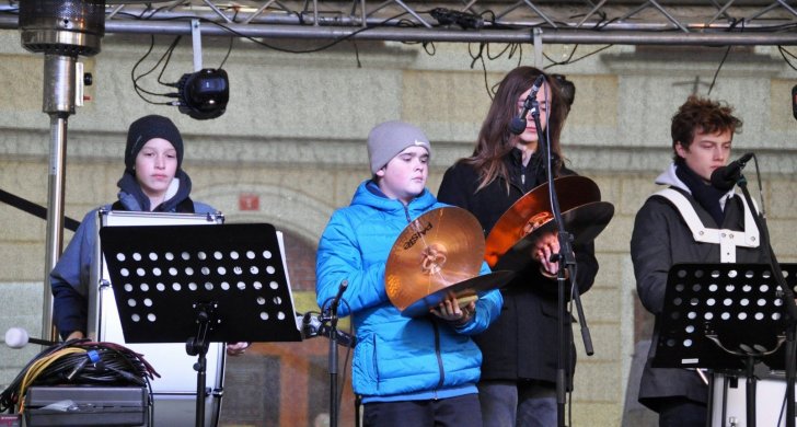 Advent LN -04.jpg